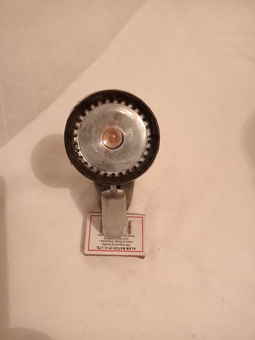 Продам карманный фонарик