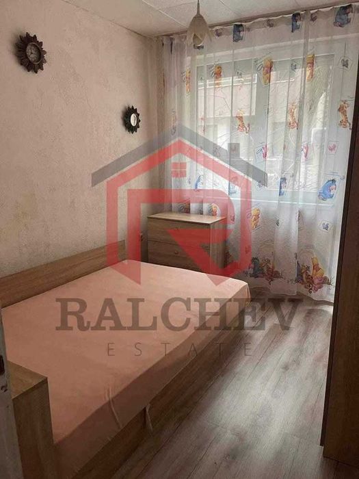 Дава се под наем Тристаен апартамент в Варна, Колхозен пазар - 70 кв.м за 433.5 € - Снимка #2