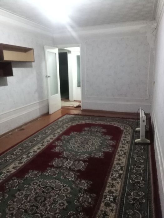 3 xonali ko'p qavatli uy