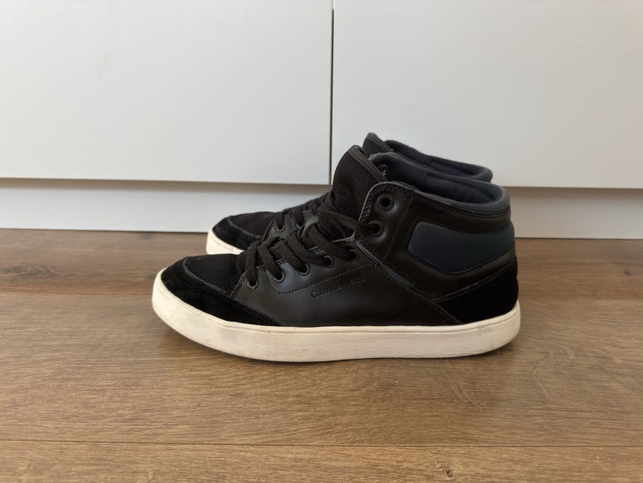 Calvin Klein леки високи обувки