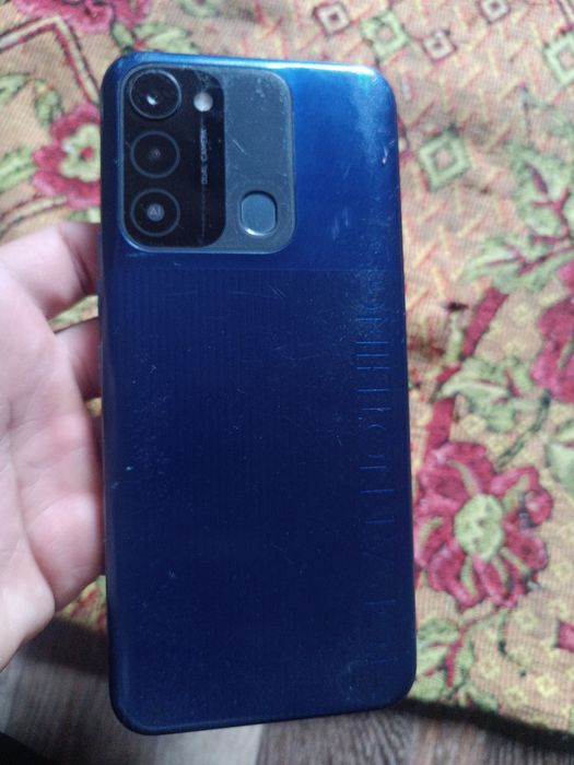 Tecno Spark 8C (4/128) sotiladi.
Telefon yaxshi ishlaydi, faqat ekrani