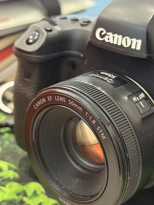 Камера Canon 6D Mark 2