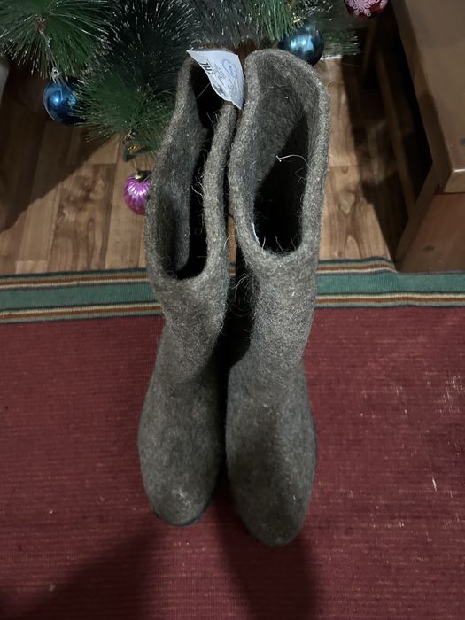 продаю валенки.