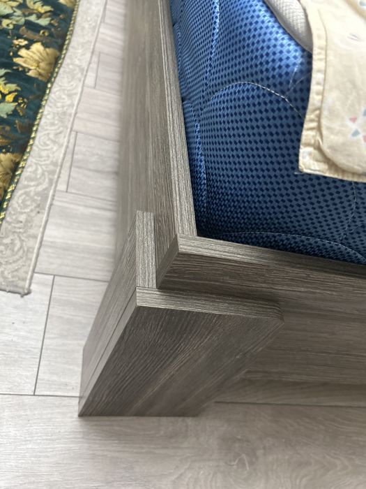 Кровать двухспальная