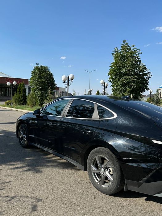 Автомобиль хендай соната