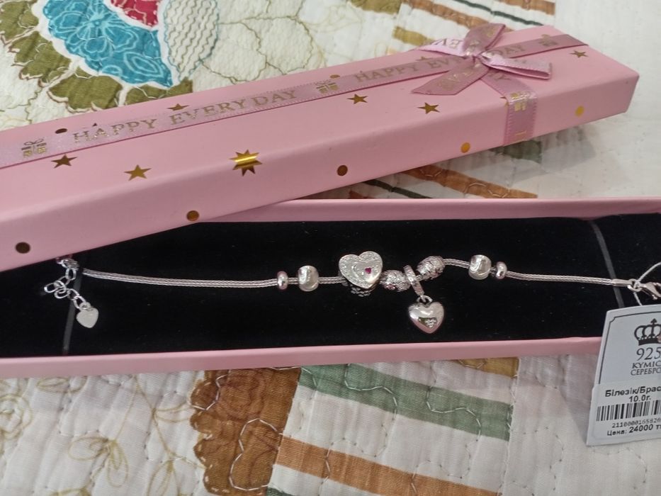 Браслет Pandora с шармами!