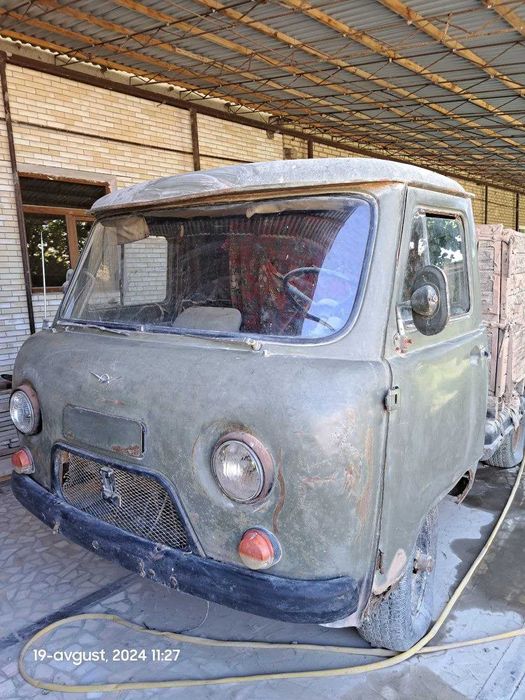 UAZ bartovoy sotiladi