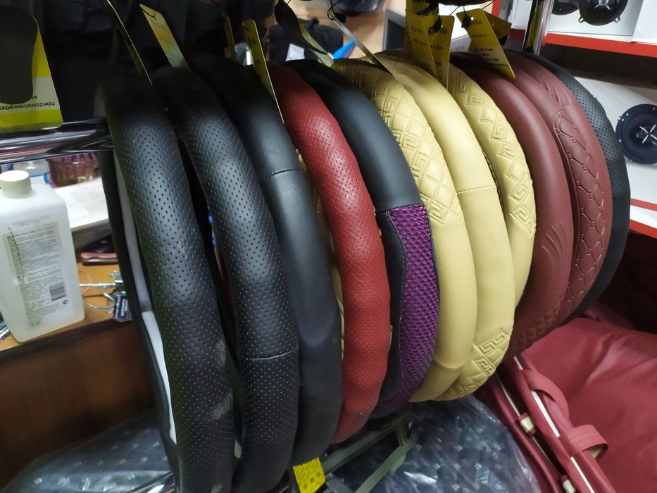 Оплётка на руль. Разные цены