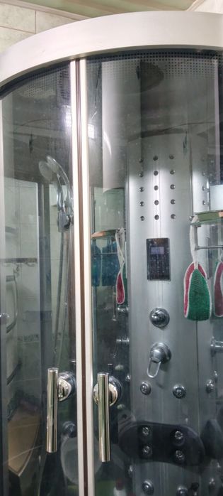 Душевой кабины торг уместен 20000 тенге