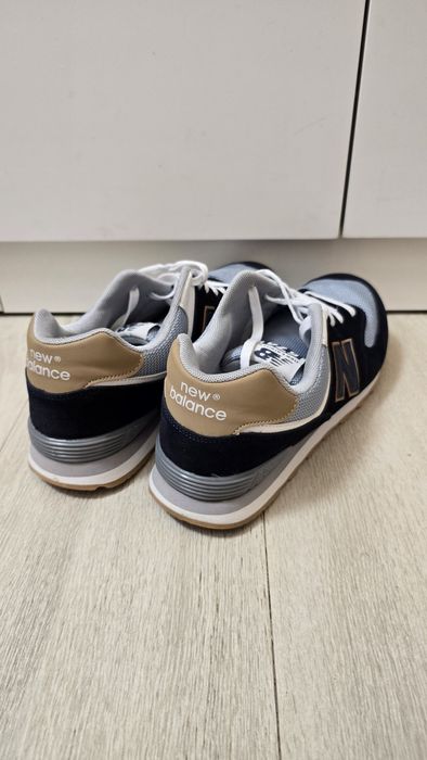 Кроссовки NEW BALANCE новые