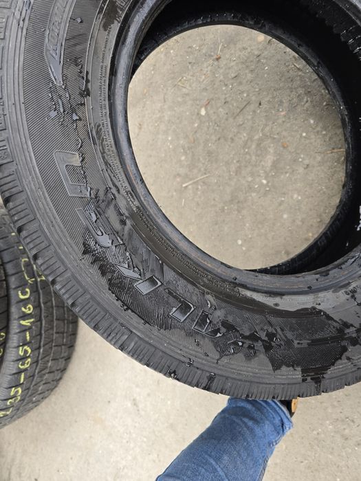 Anvelope de iarna 205-75r16c Falken