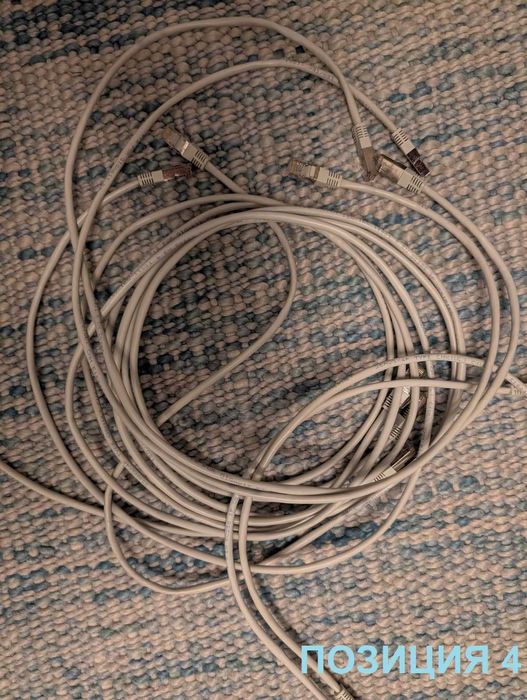 Качествени кабели аудио RCA, видео HDMI, мрежови LAN patch