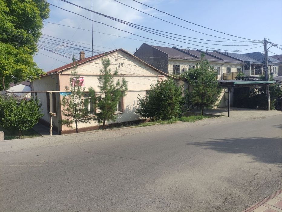 Fasad 20/23 Hovli Sotiladi