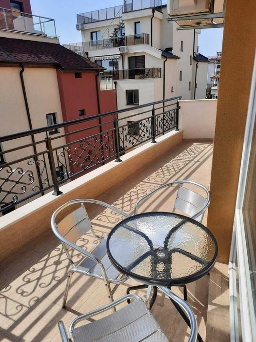 Дава се под наем Двустаен апартамент в Бургас, Сарафово - 68 кв.м за 450 € - Снимка #2