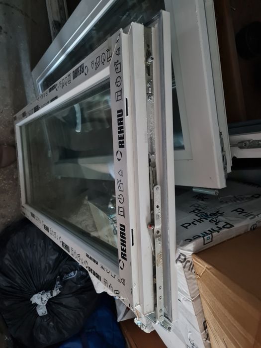 Geam termopan Rehau sticla silent + rulou