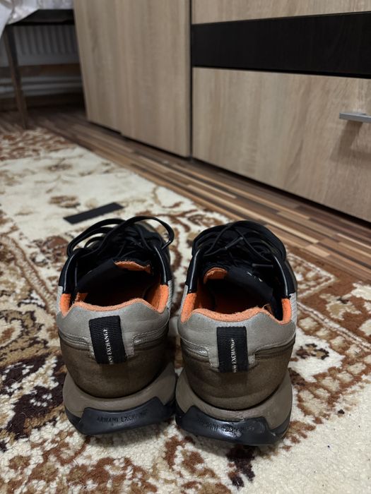 adidasi armani exchange