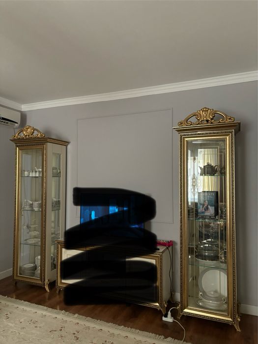 Сервант гостинный