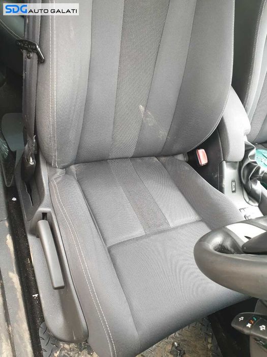 Interior Textil Scaun Fata Dreapta Bancheta Sezut cu Spatar Textil Fara Incalzire Renault Megane 3 Grandtour Break Combi 2008 - 2015 [C7623] [C7625]