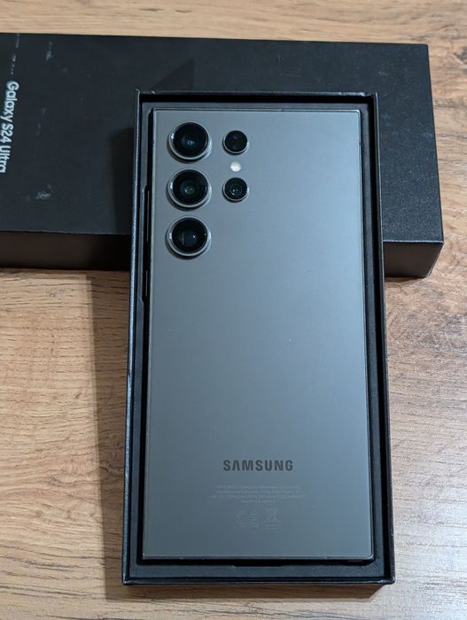 Samsung S24 Ultra 256 gb Ram 12 5G