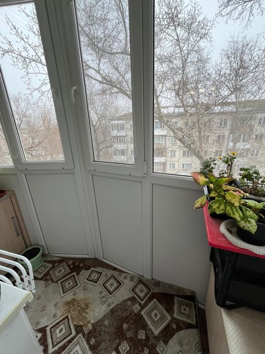 Продаетя 2 ком квартира р-не Уюта