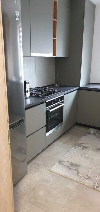 Proprietar - închiriez apartament cu doua camere