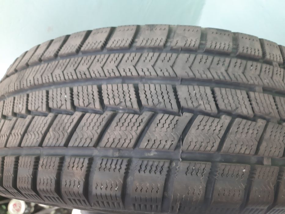 Продаю новые шины