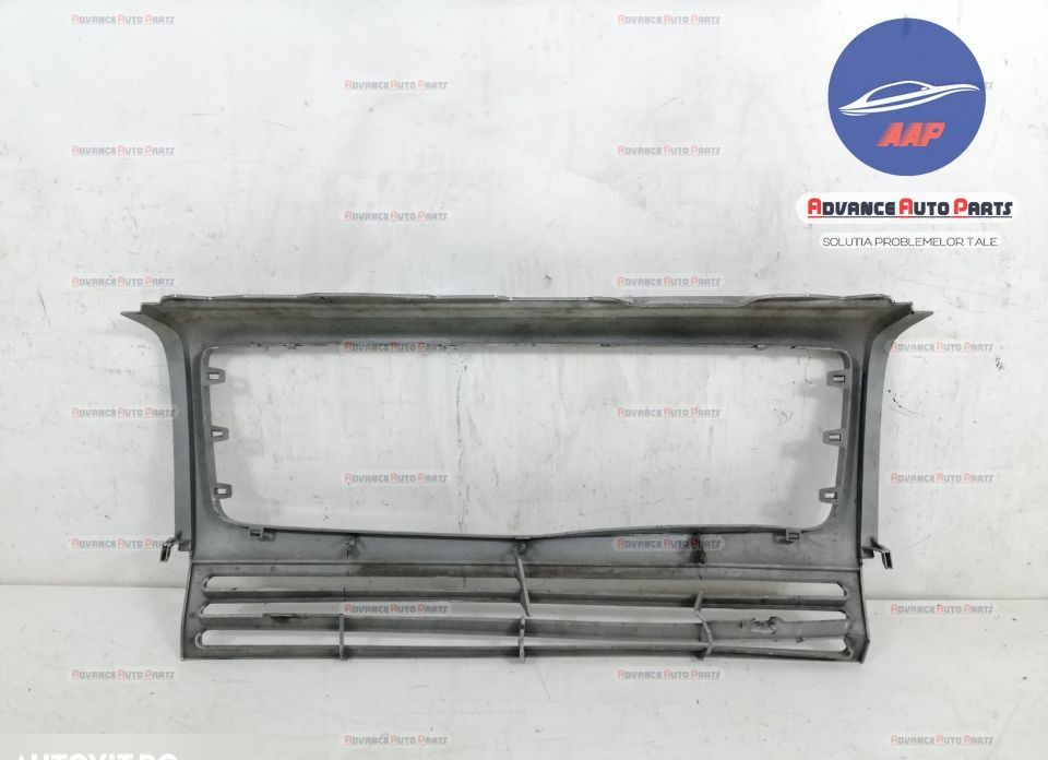 Оригинална централна решетка Мерцедес-Бенц / Mercedes-Benz G-Class W46