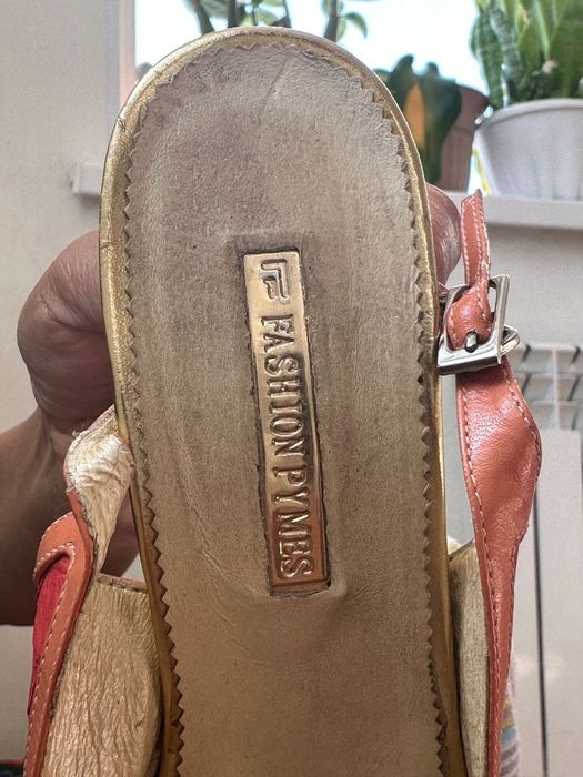 Продам туфли 39 размера