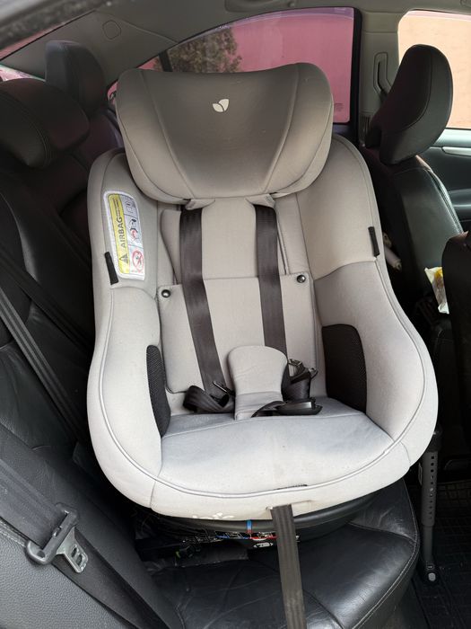 Scaun Joie Ispin 360 ISOFIX stare foarte buna + insertie bebelus