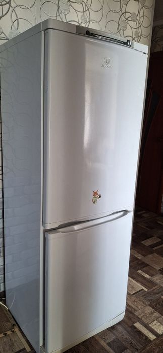Продам холодильник б/у