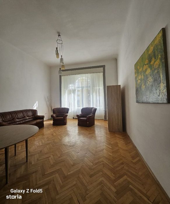 Birou / Apartament Generos Ultracentral – Oradea — fotografia 3