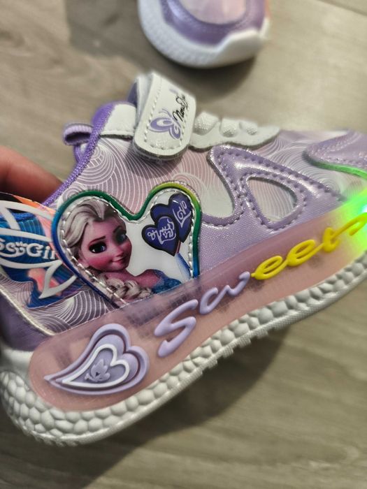 Adidași Cu Elsa, mărimea 24, NOI