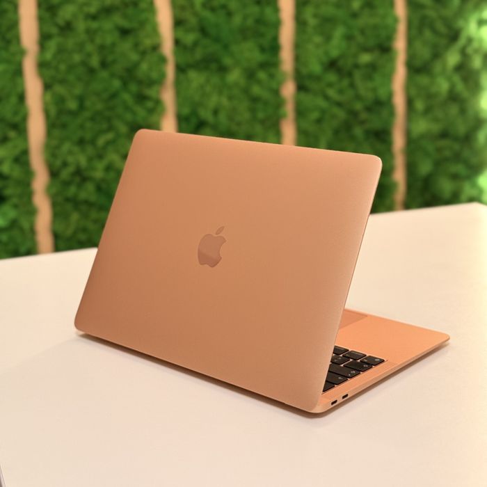 MacBook Air M1 13” | 8GB RAM | 256GB SSD | Rose Gold