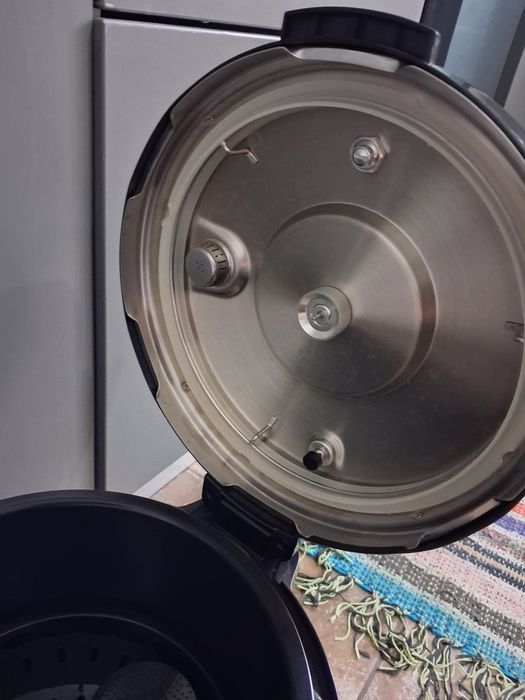 Oală sub presiune Tefal