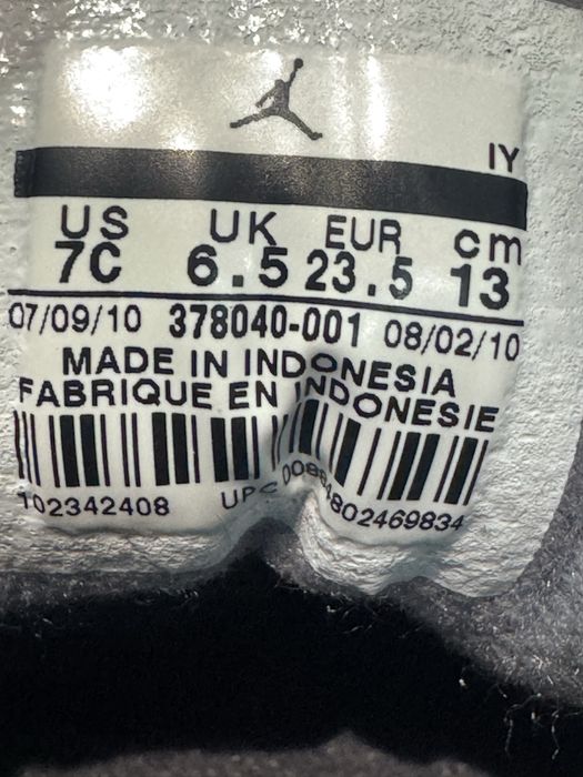 Детски маратонки NIKE AIR JORDAN 11 RETRO . Номер 23.5