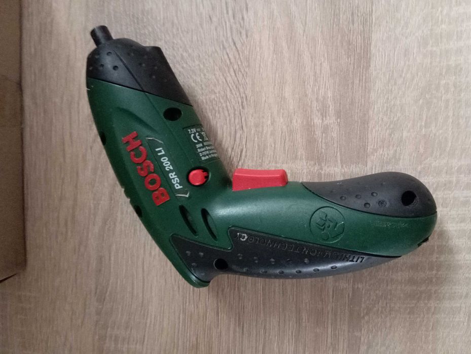 Bosch 200li - Акумулаторна отвертка