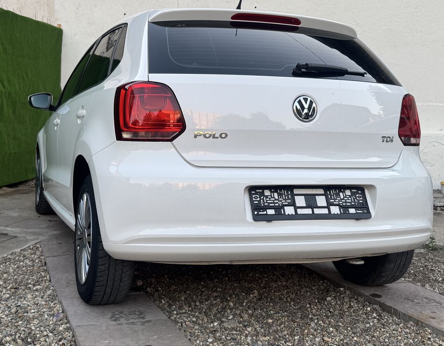 VOLKSWAGEN Polo 2013 — imagine 3