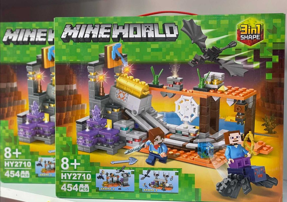 Конструктор 3в1 за изграждане Minecraft World 454 части с LED светлини