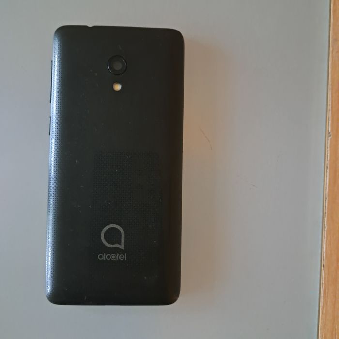 Телефон Alcatel - 2 броя