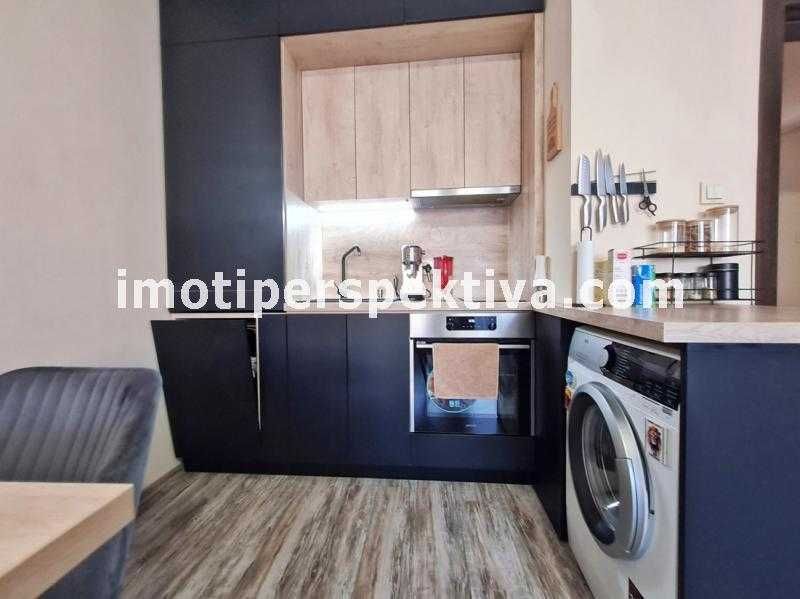 Продава се Тристаен апартамент в Пловдив, Кършияка - 75 кв.м за 2450 €/кв.м - Снимка #3