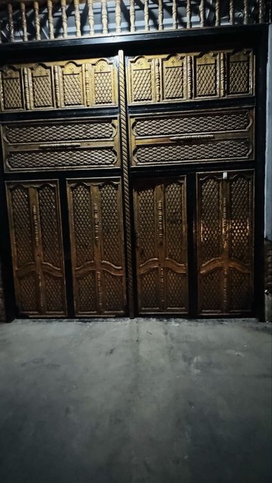 DARVOZA Sirochniga sotiladi