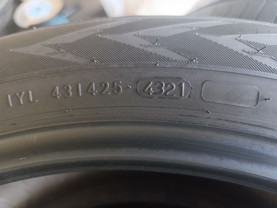 O anvelopă all season 235 50 18 Nokian dot 2021