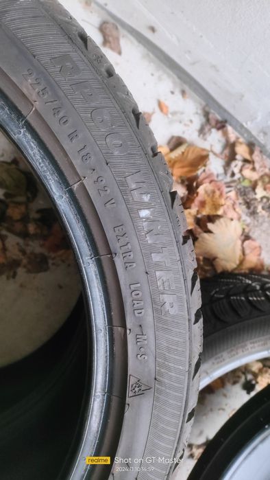 225 40 18 Set 4buc aproape noi