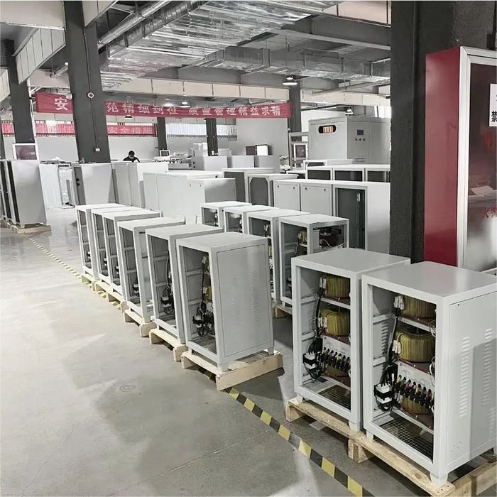 75 кВт SAAB stabilizator стабилизатор напряжения 75 kva 380 вольт ток