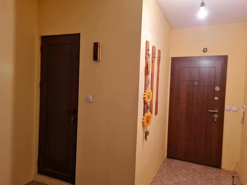 Продава се Двустаен апартамент в Плевен, Идеален център - 63 кв.м за 1508 €/кв.м - Снимка #12