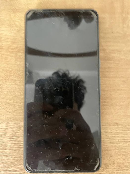 Обменяю Pixel 8 Pro 12/128