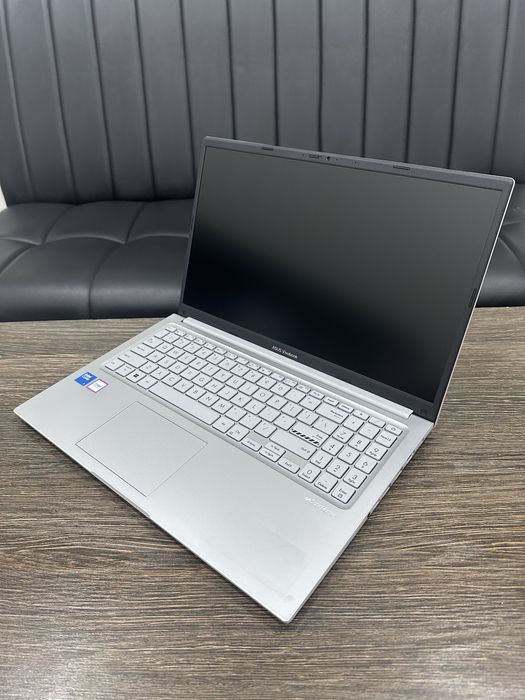 мощный 12-ядерный core 5 Asus Vivobook F150, для графики и iT