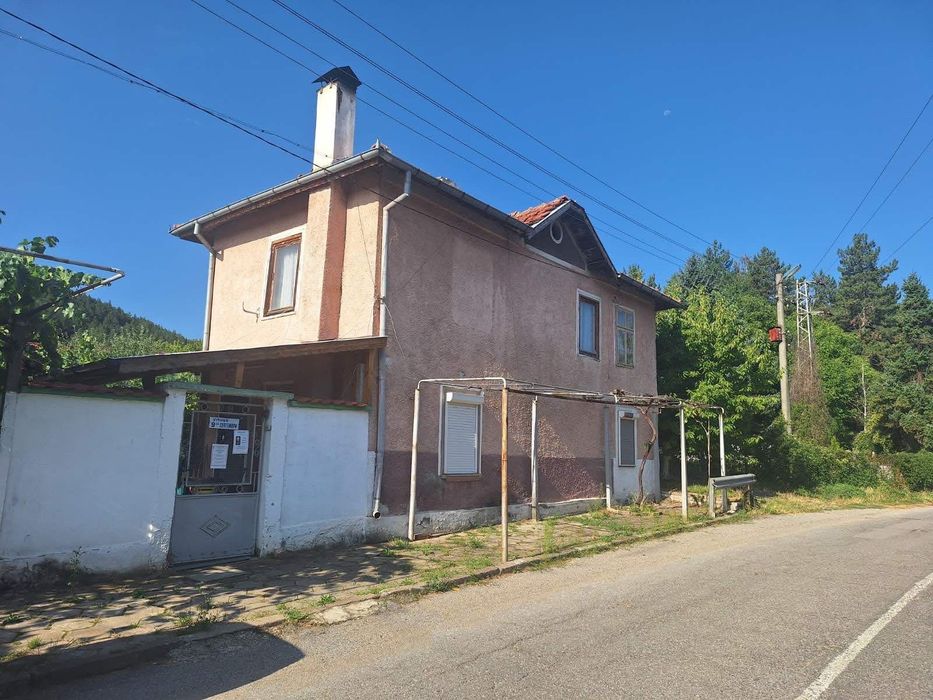 Продава се Къща в Кюстендил, Запад - 826 кв.м за 26 €/кв.м - Снимка #1