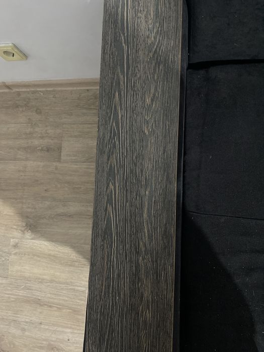 Продам диван черный