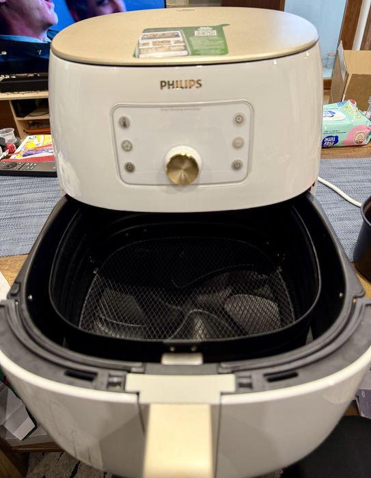 Фритюрник без мазнина Philips Airfryer XXL HD9870/20